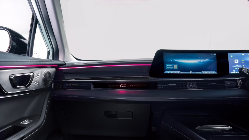 The interior is where the OMODA E5 inside view